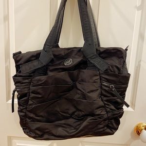 Lululemon gym bag EUC